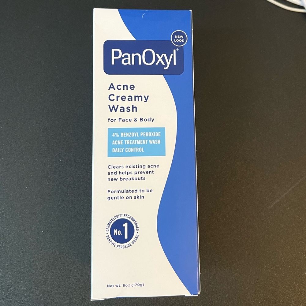 PanOxyl Acne Creamy Wash